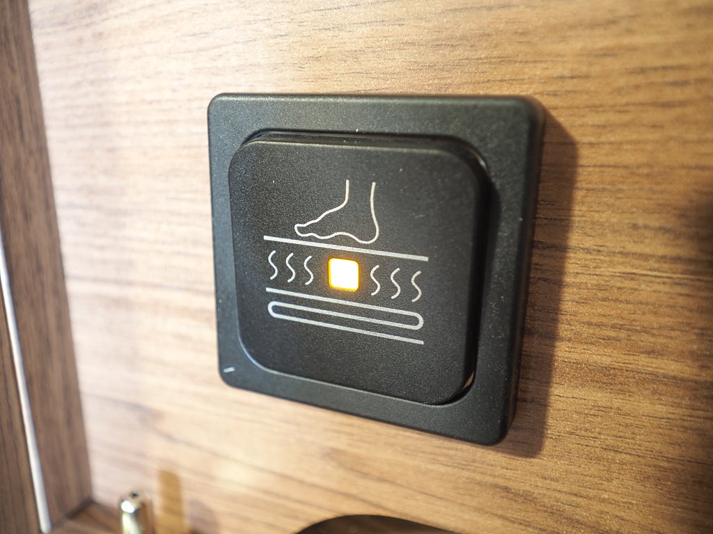 Knaus Sport 540 UE Golvvärme I Design paket