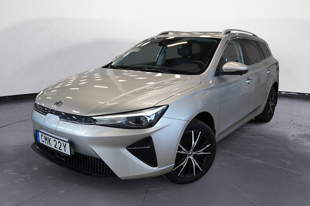 MG 5 Luxury Long Range Kamera Navi CarPlay 61kWh | Ränta 0,99%