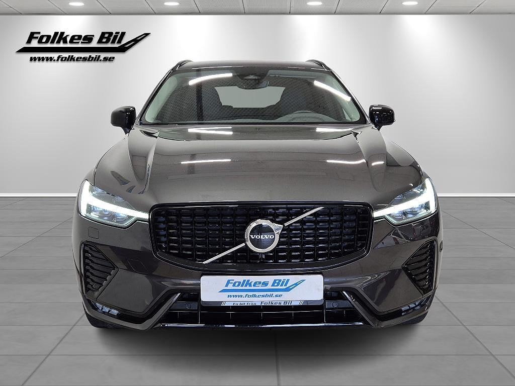 Volvo XC60 B4 AWD Geartronic Plus Dark 197 hk