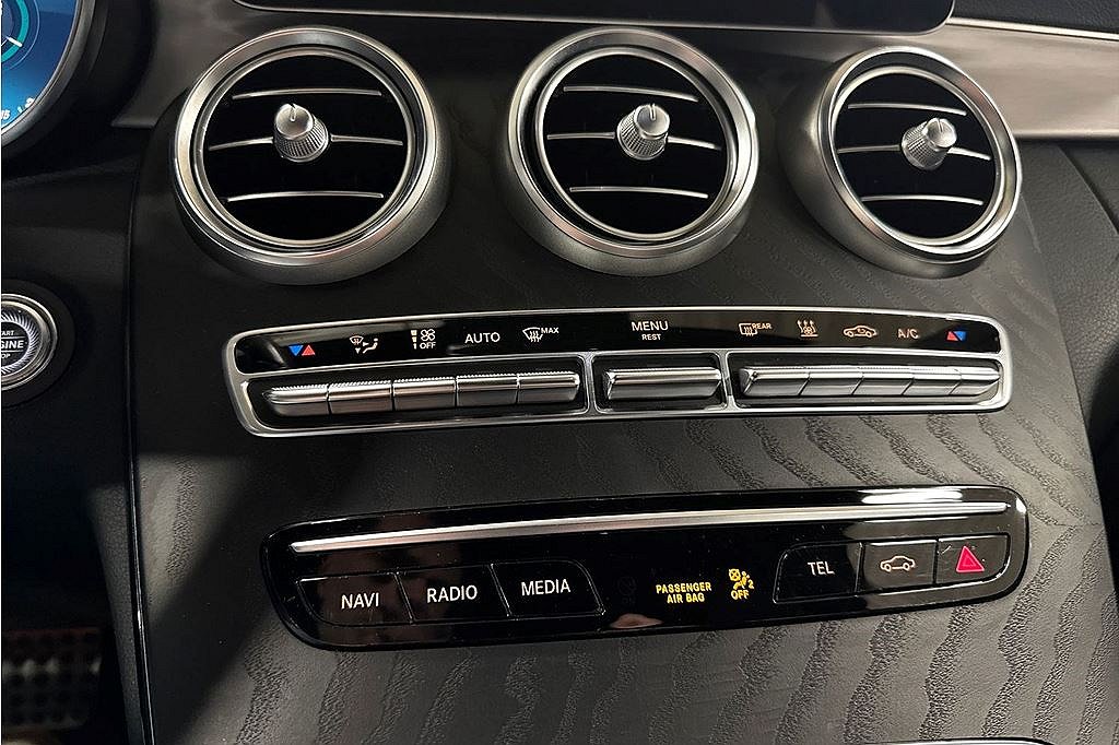 Mercedes-Benz C 200d AMG, Adv. paket, Bränslevärmare, Sportstolar, Navi, Kamera