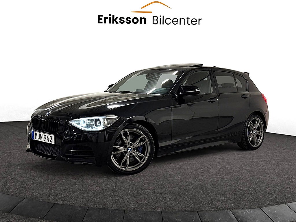BMW M135i xDrive 5-dörrars Steptronic 320hk Taklucka/Skinn/HK/Eu6