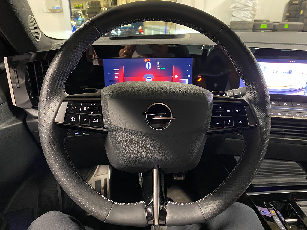 Bild på Opel Astra ULTIMATE Plug-In Hybrid PHEV 180hk