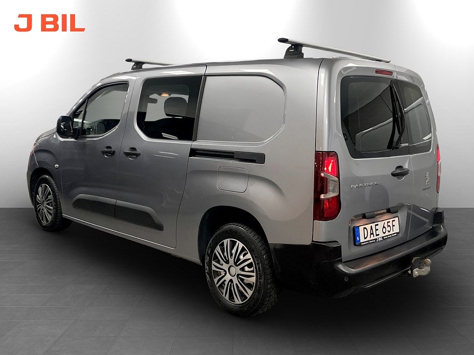 Bild på Peugeot Partner PRO Crew Cab BHDi 100hk - 5-SITS,DRAG,VÄRMARE