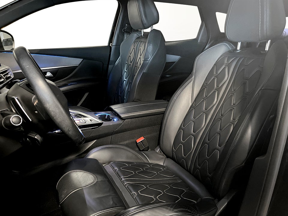 Bild på Peugeot 3008 GT Hybrid4 Aut AWD B-KAMERA ELSTOL 300hk 