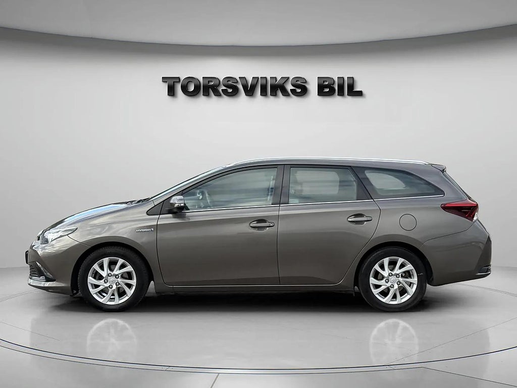 Toyota Auris Touring Sports Hybrid e-CVT Active  - miniatyr 3