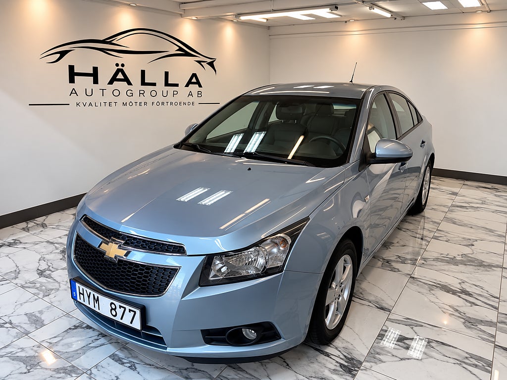 Chevrolet Cruze 1.6 Euro 5, Endast 5600 mil, Ny servad, Ny besiktigad