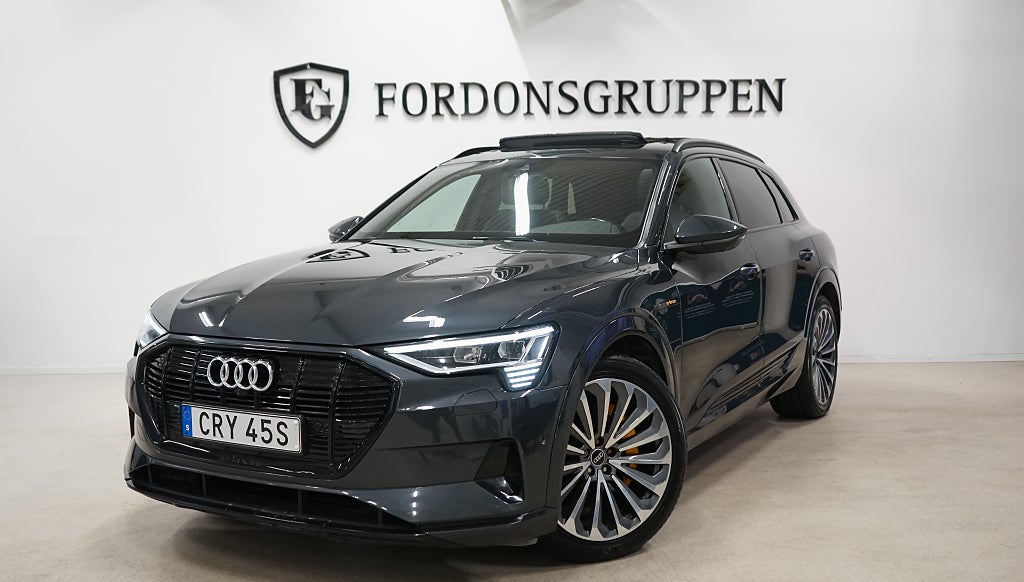 Audi E-Tron 55 e-tron Quattro /  Pano / B&O / SE SPEC
