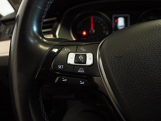 Kombi Volkswagen Passat 19 av 21