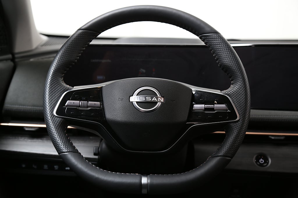 Nissan Ariya 87 kWh Evolve 22kW 360° Kamera Navi HuD Panorama