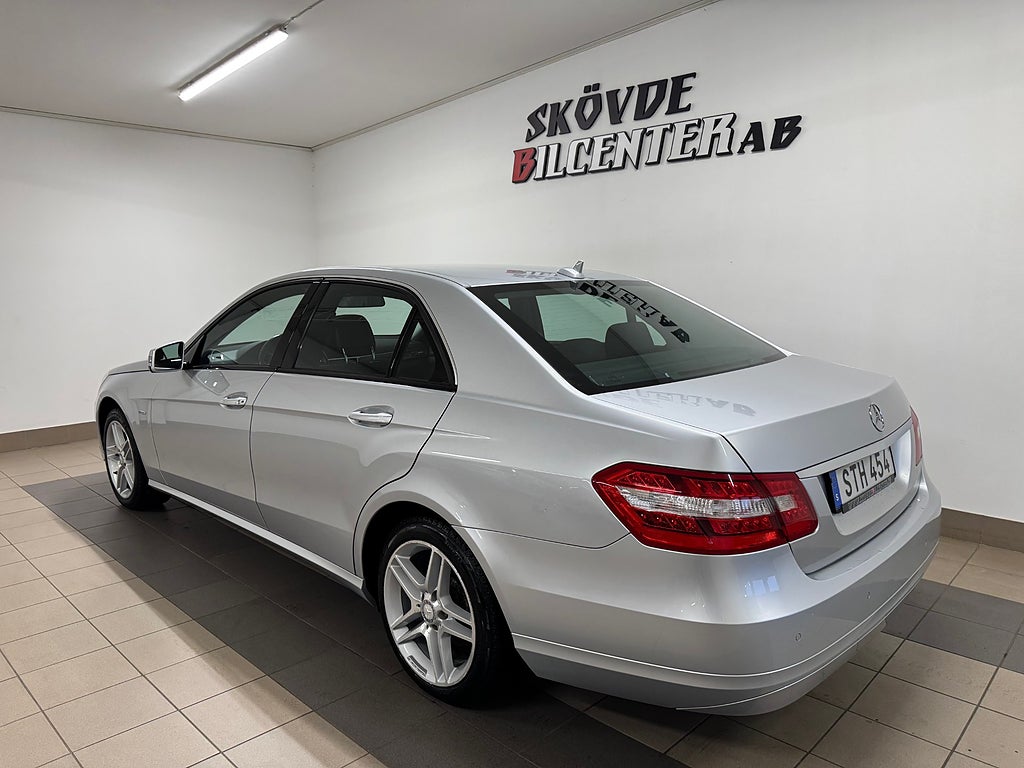 Mercedes-Benz E 2011 - miniatyr 3