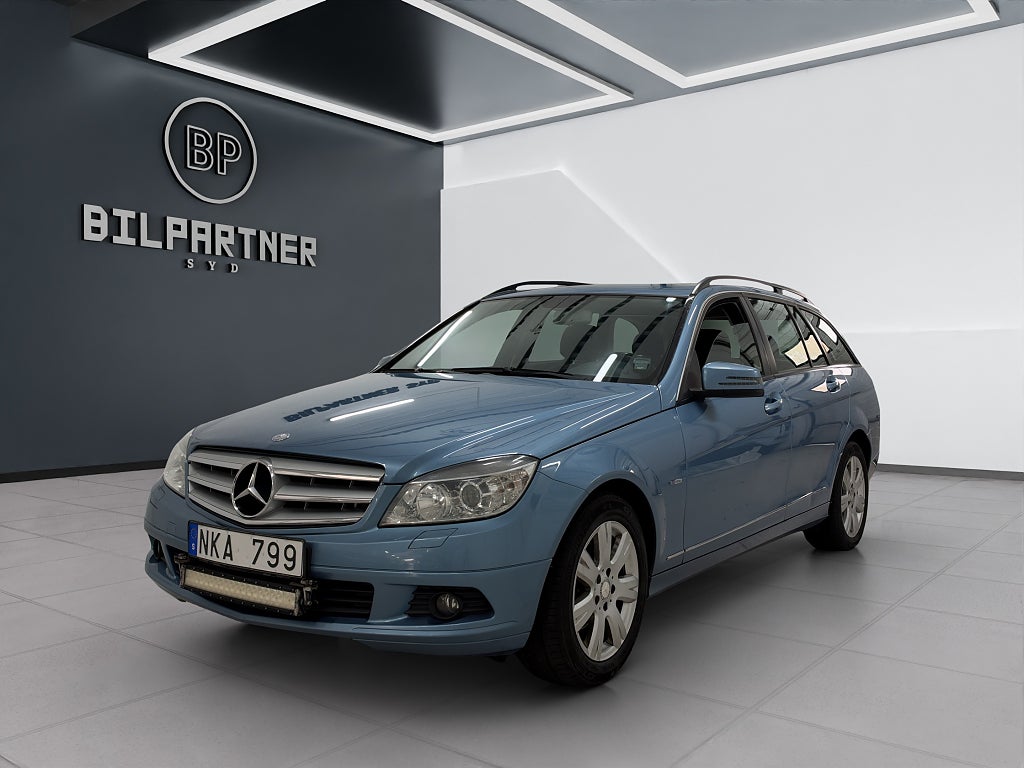 Mercedes-Benz C 180 T CGI BlueEFFICIENCY 5G-Tronic Classic 