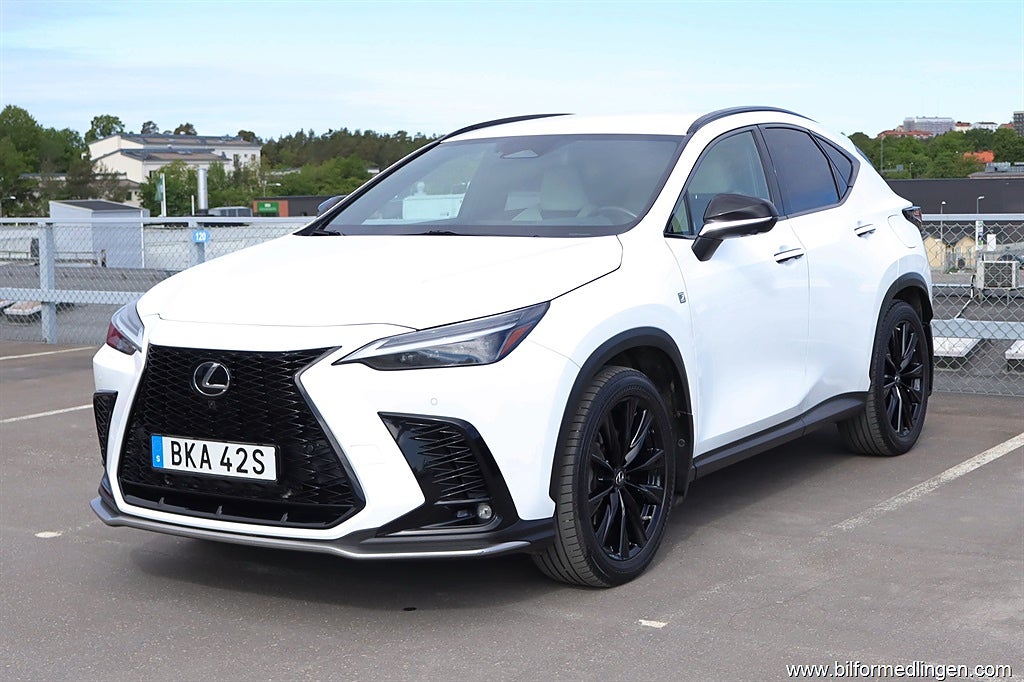 Lexus NX 450h+ E-Four F Sport Plug-In S/V-hjul 1 ägare