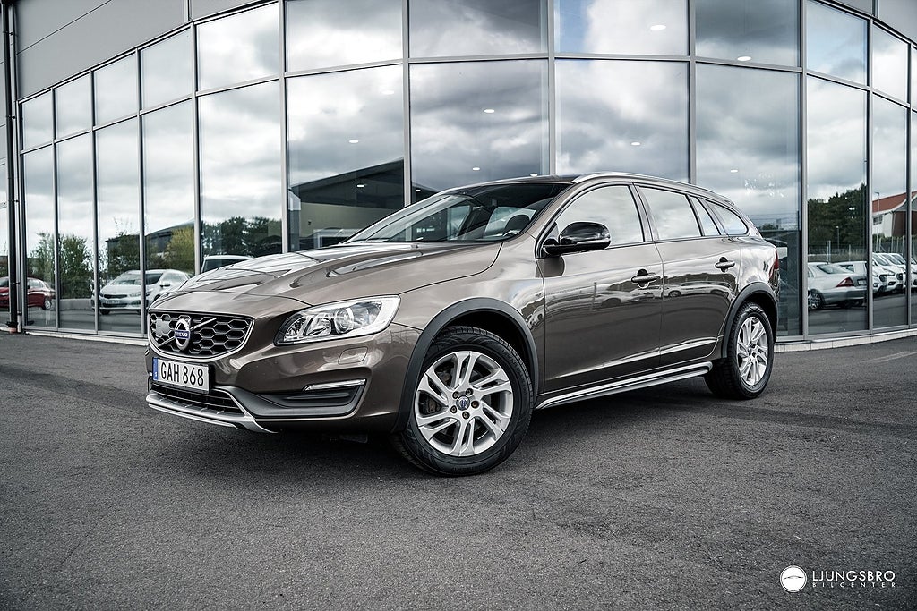 Volvo V60 Cross Country D4 AWD Momentum 190hk / Drag