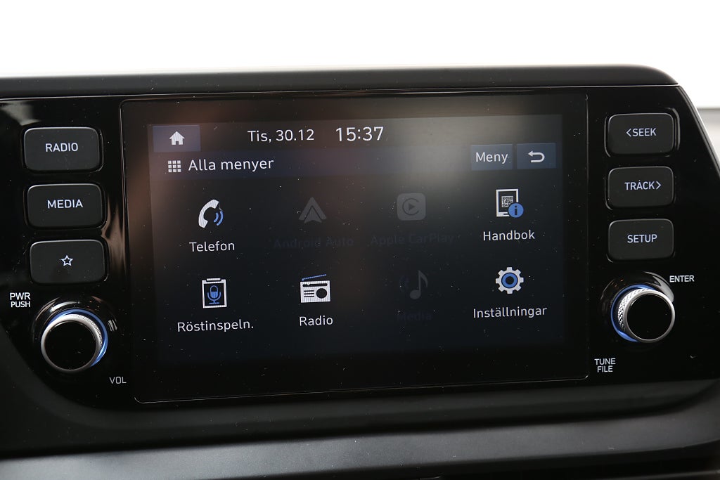 Hyundai i20 1,0 T-GDI iMT 100hk Essential CarPlay Kamera 2022
