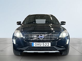 Volvo XC60 D4 AWD S&V-hjul/Drag/Värmare/BLIS/Rattvärme/Adaptiv – bild 2