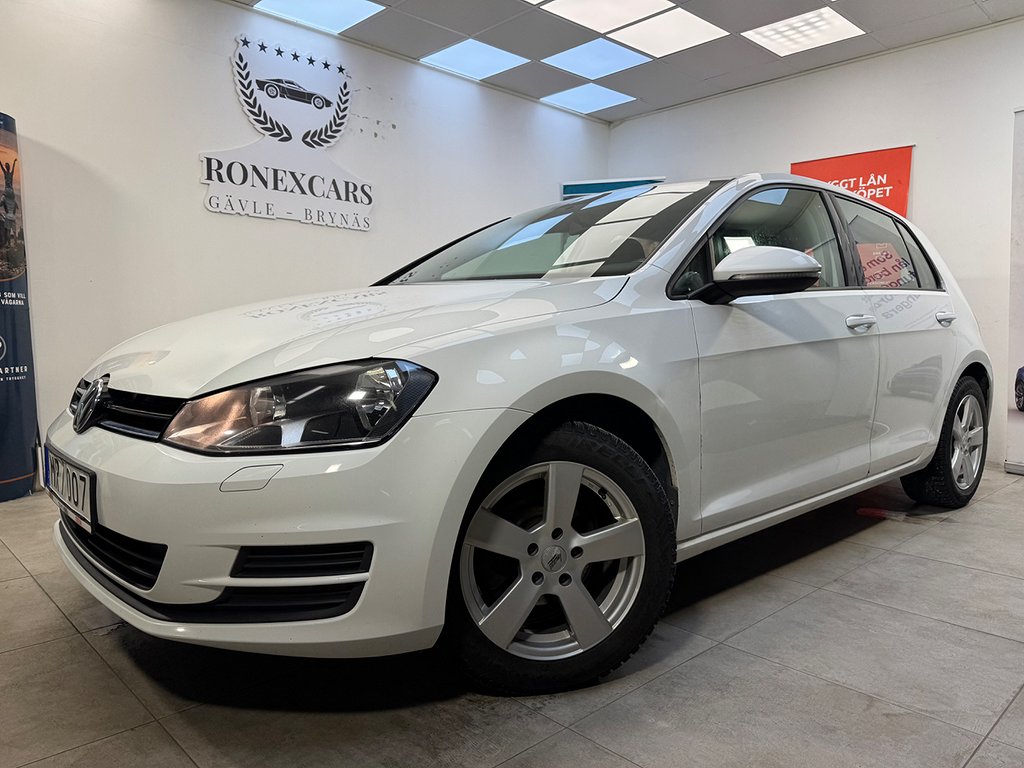 Volkswagen Golf 5-dörrar 1.6 TDI BMT/Drag/S&V/D-värm/B-kamera