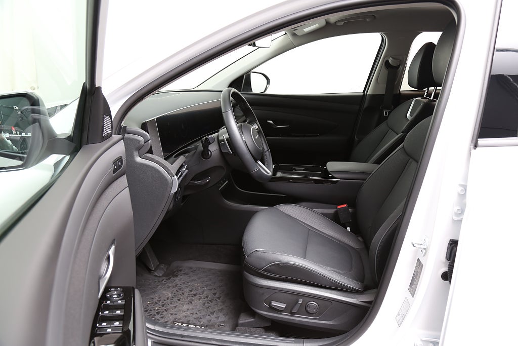 Hyundai Tucson FullHybrid AWD Advanced skinn kamera navi 2025