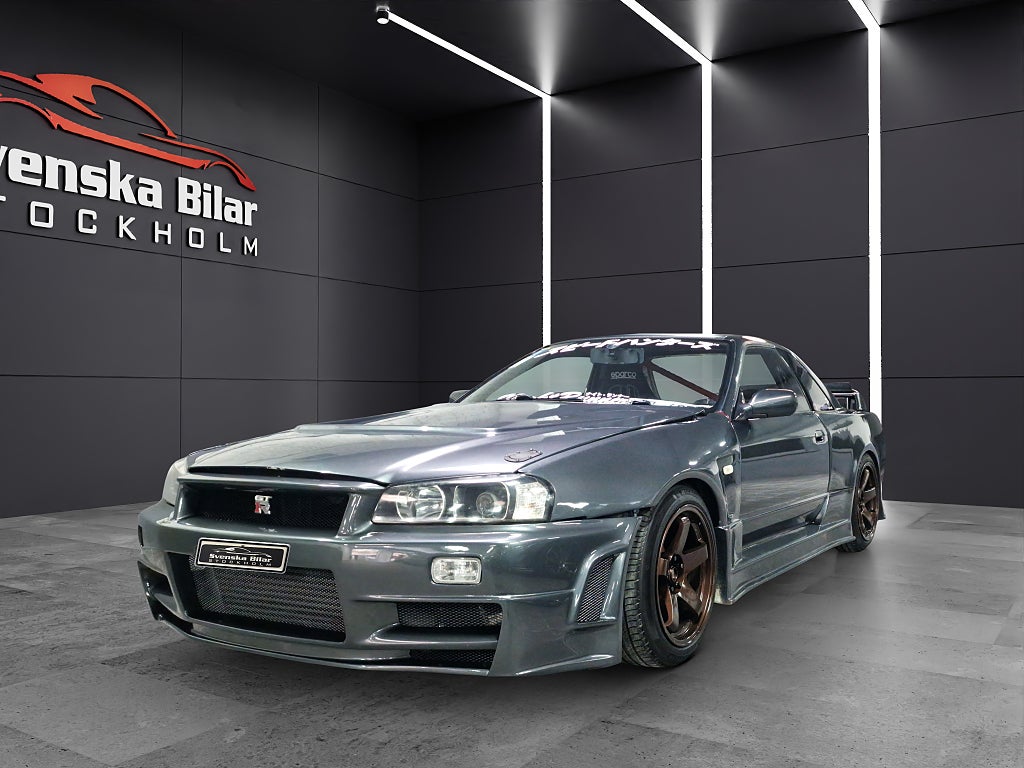 Nissan Skyline GT-R R32 Coupé 4WD /PÅKOSTAD /JDM /R34 FRONT