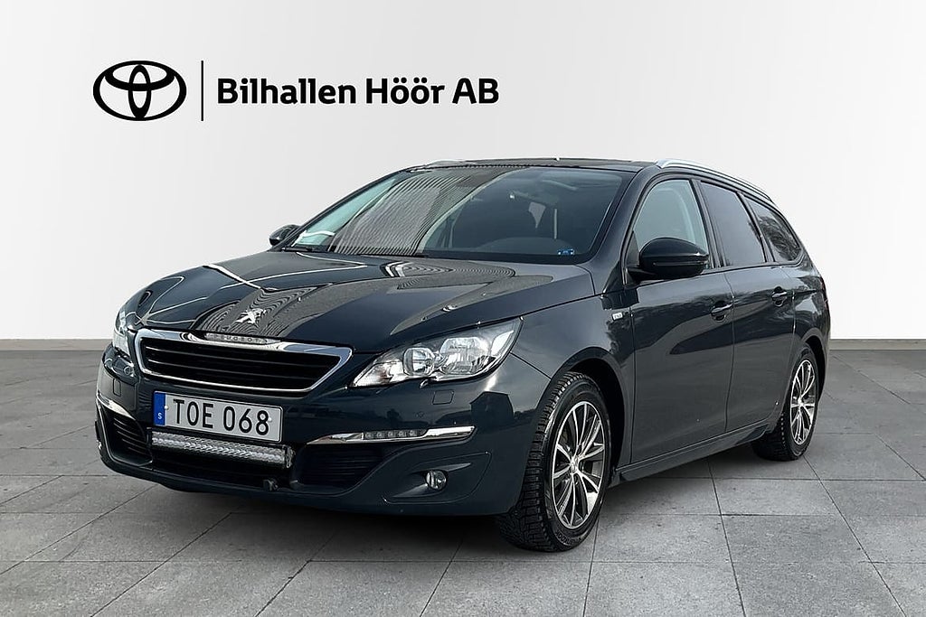 Peugeot 308 SW 1.2 PureTech 110 Style Panorama Navi