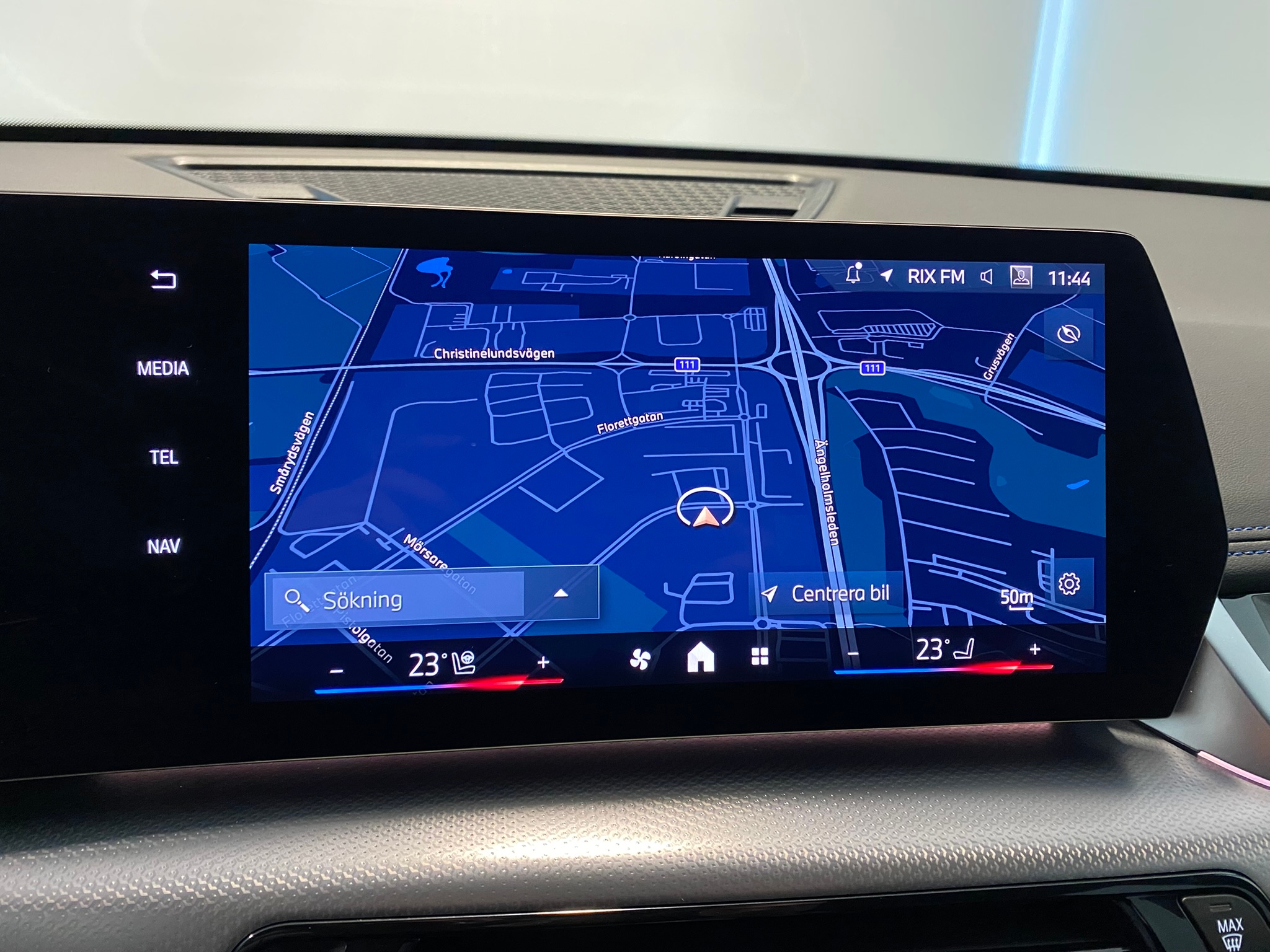 BMW X1 sDrive18i M-Sport Rattvärme Drag 2025, bild 7/42