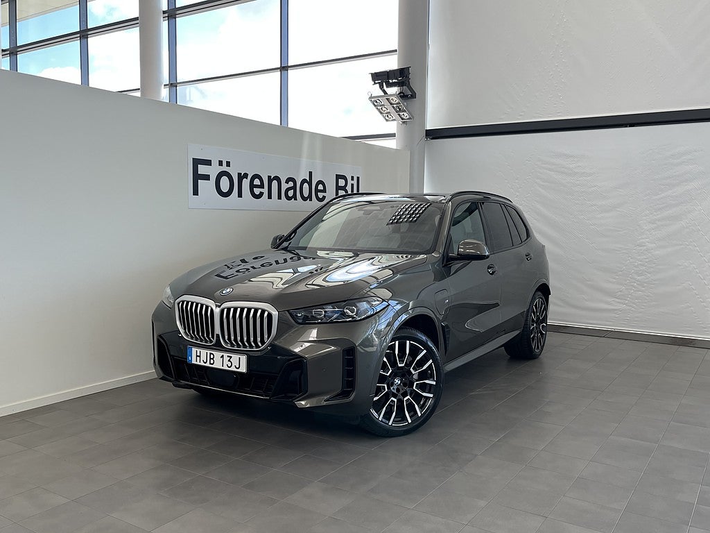BMW X5 xDrive50e 3,95 ränta M Sport Drag H/K Panorama 