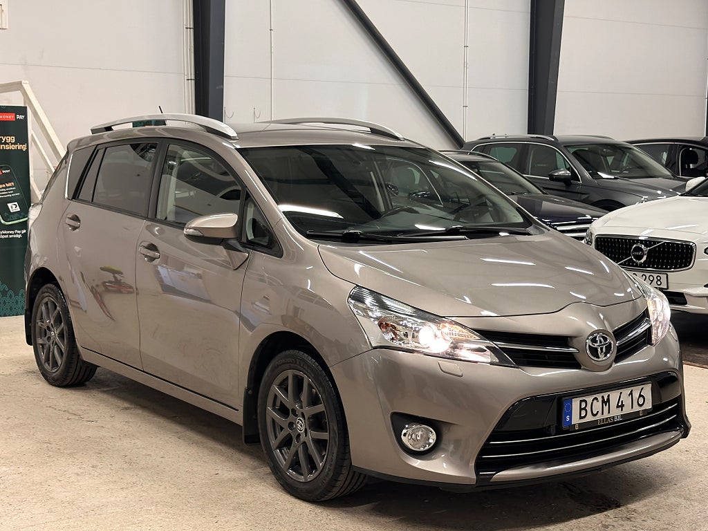 Toyota Verso 1.8 147HK 7-SITS EDITION FEEL 50 DRAG KAMERA VÄRMARE 