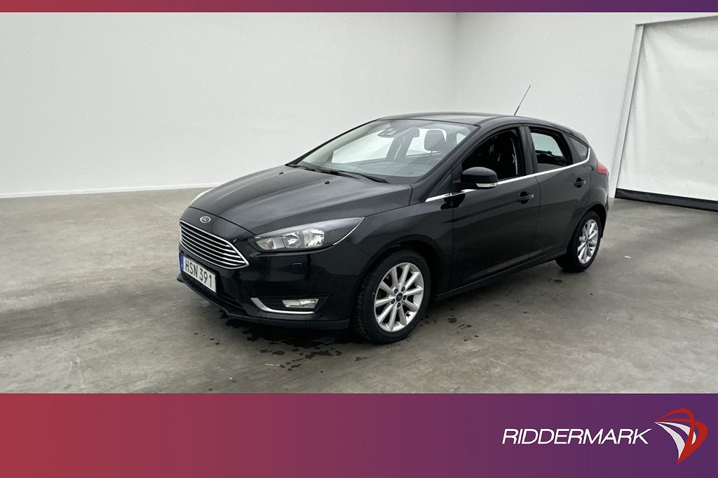 Ford Focus EcoBoost 125hk Titanium Sensorer CarPlay Rattvärm