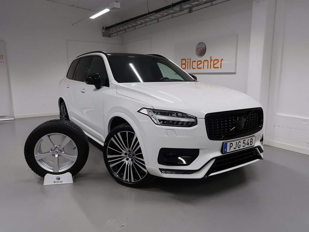 Volvo XC90 B5 AWD R-Design 7-sits V-Däck ingår H/K-Drag-Navi-Kamera-Värmare