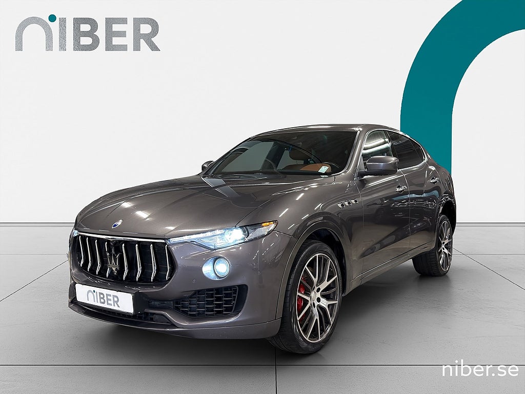 Maserati Levante S, Kamera, Navi, Harman Kardon