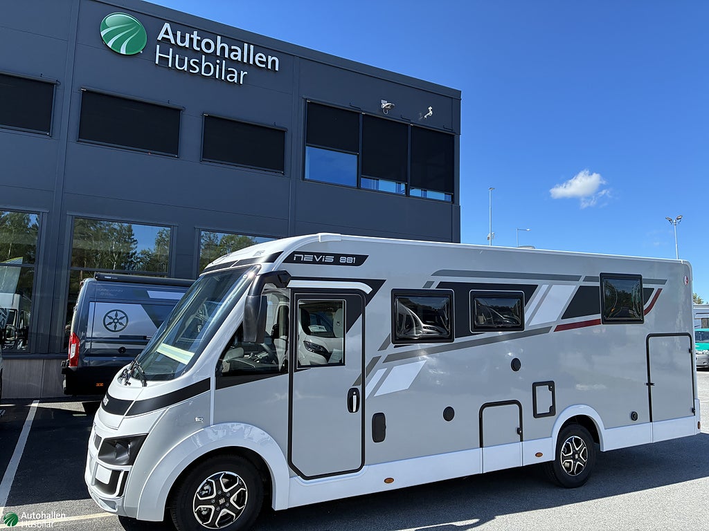 McLouis NEVIS 881/Automatlåda/Queensbädd