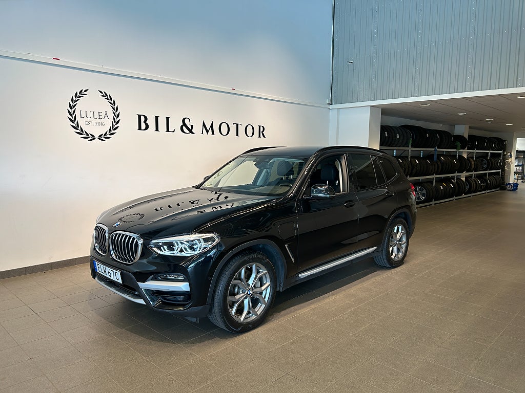 BMW X3 xDrive30e |4,99%|Backkamera|Drag|Ambient|PDC|Värm|SoV|