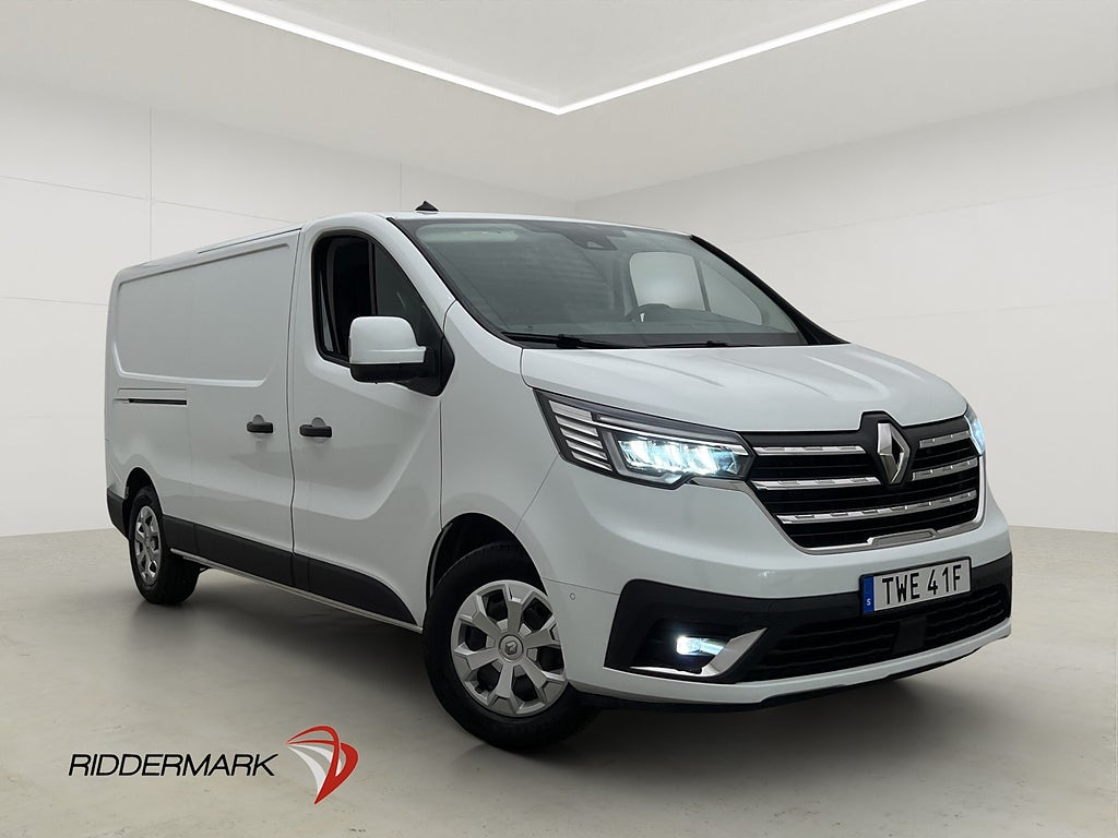 Renault trafic L2 150hk Värm LED Drag B-Kamera CARPLAY Moms