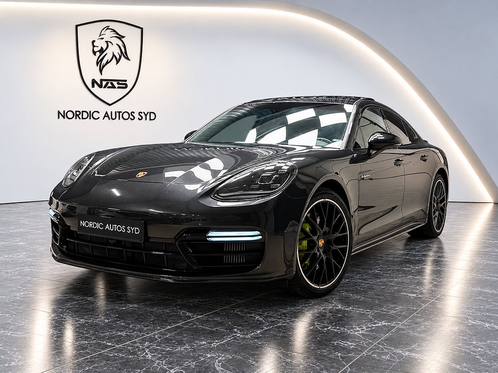 Porsche Panamera 4 4 E-Hybrid / PDK 4 / Sport Chrono / Panorama / Bose 