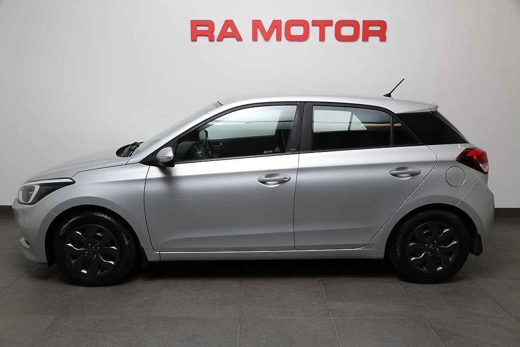 Hyundai i20 1,2 Move! 5D Bluetooth Dragkrok 2018