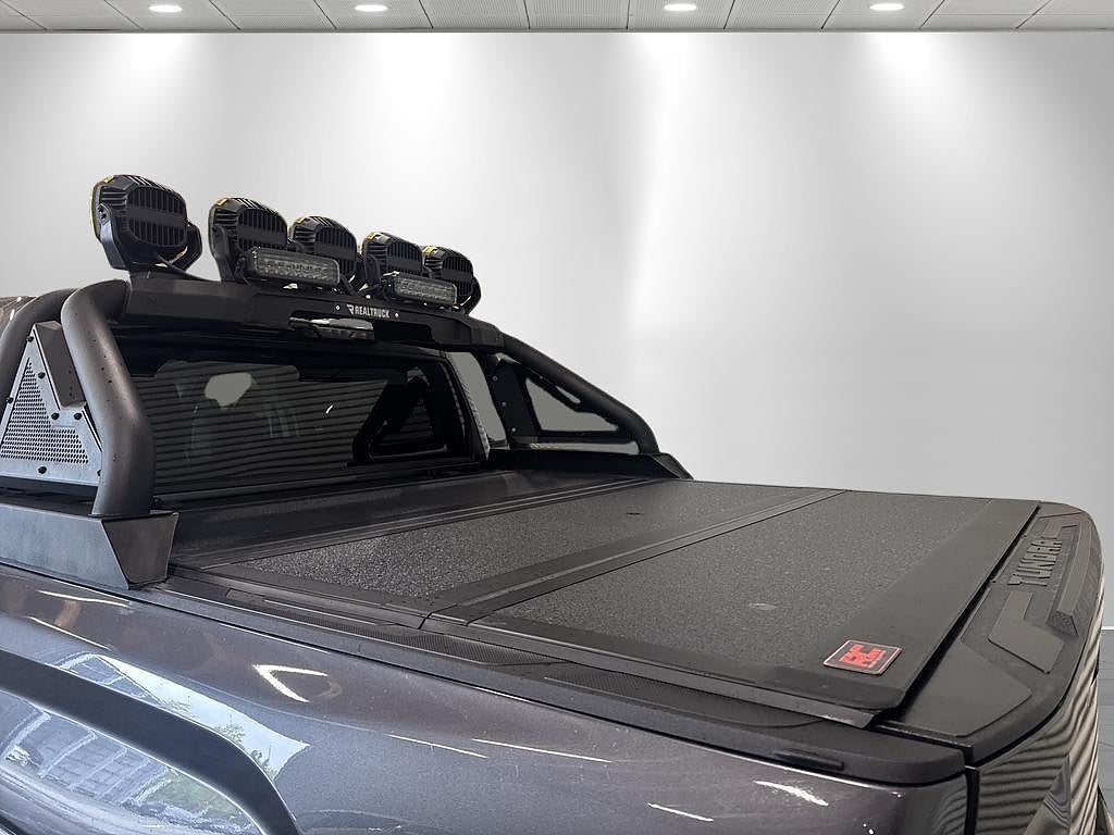 Toyota Tundra Tundra CrewMax 3.5 V6 443 hk Vhjul
