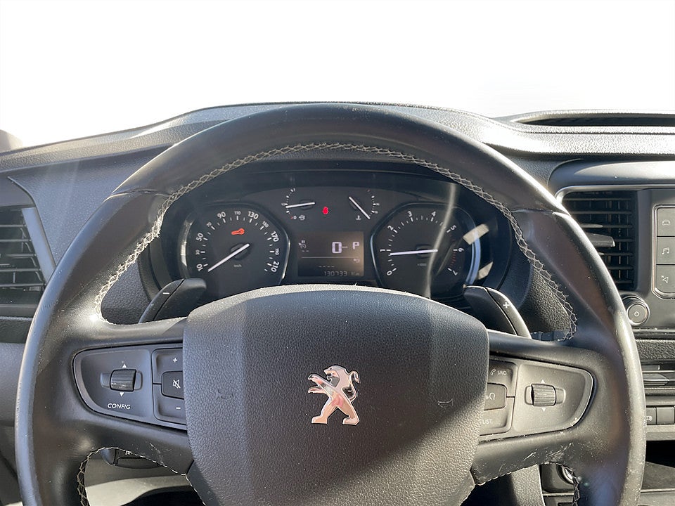 Bild på Peugeot Expert GT L2 2.0 BHDi 180hk DRAG BACKKAMERA