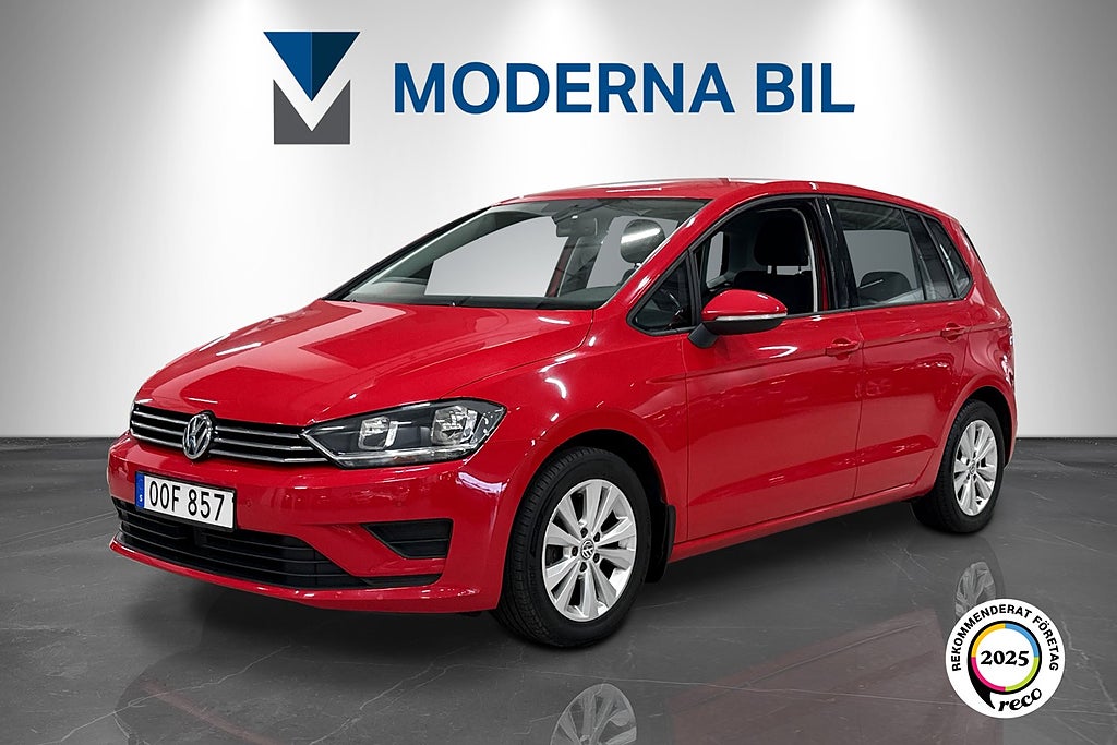 Volkswagen Golf Sportsvan 1.2 TSI 110hk Aut Ny kamrem Drag Adaptiv CarPlay B-kam