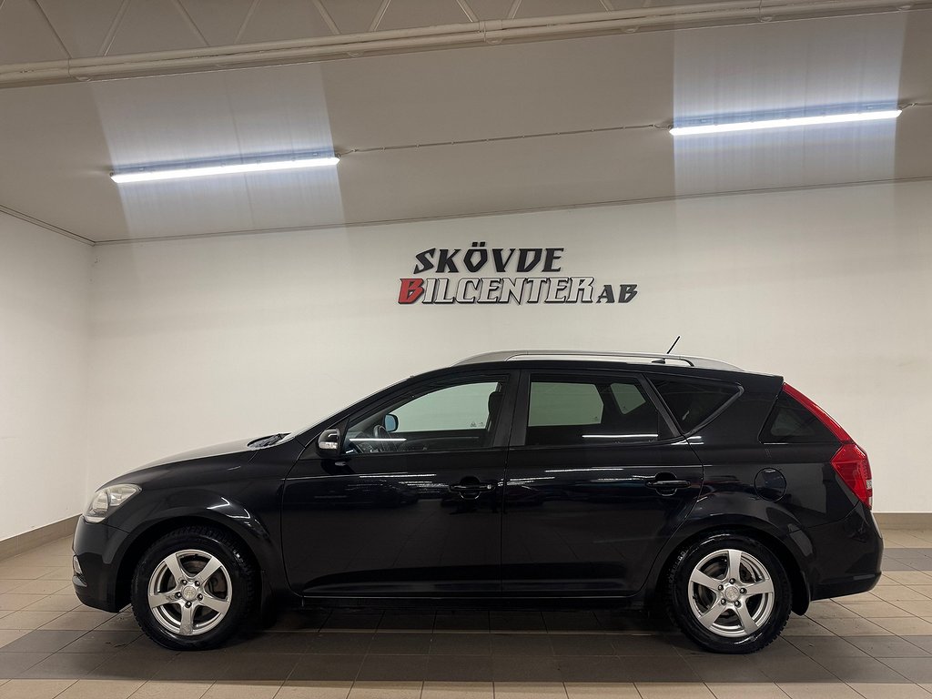 Kia CEED 1.6 CRDi Fullservad/6-VXL/Drag/Räntefri avbetalning