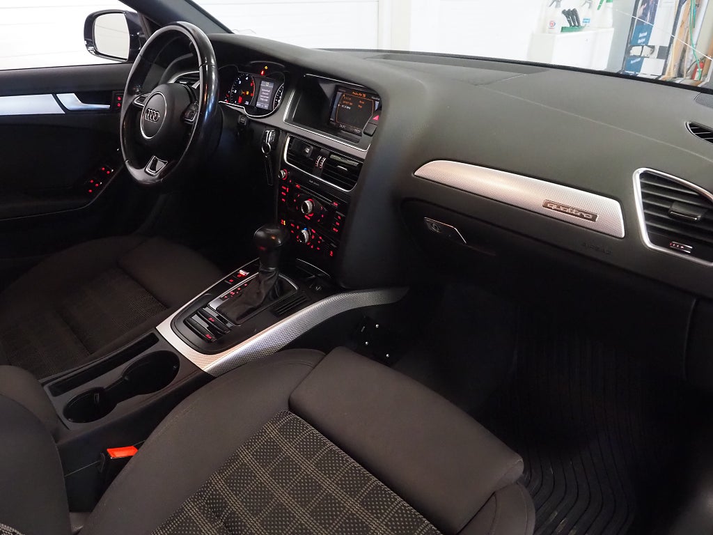 Audi A4 Avant 2.0 TDI Quattro S Tronic S-Line Drag PDC M-Värm