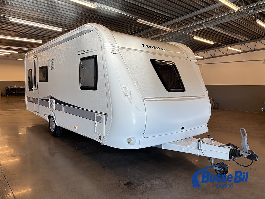 Hobby 560 KMFE De Luxe * Barnkammare * Förtält *