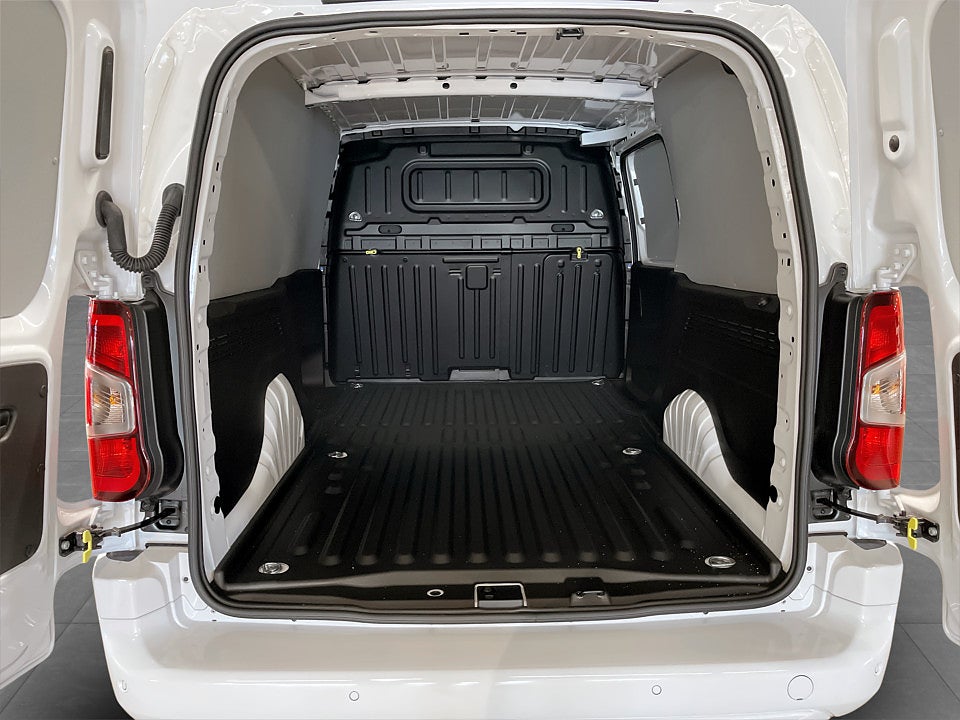 Bild på Peugeot Partner Plus 130hk L2 Aut - DEMO