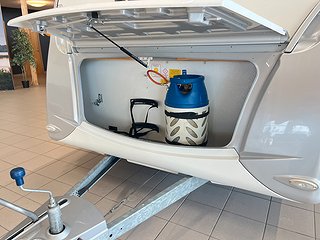 Husvagn, 1-axl Adria AVIVA 482 LH 6 av 22