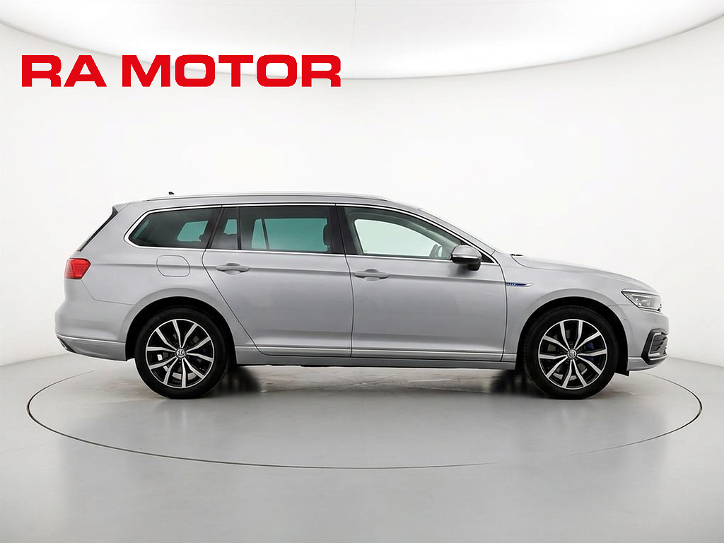 Volkswagen Passat SC GTE  218hk | Värmare | Apple Carplay | SoH 100% | 2021