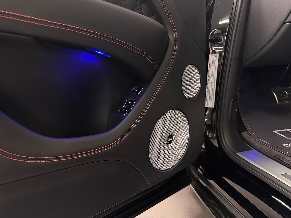 Bentley Bentayga V8 S 550HK Mulliner Naim Pano Leasebar bild 16