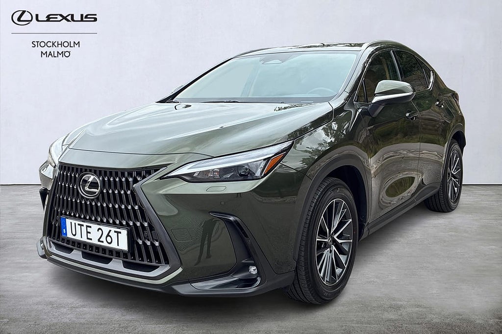 Lexus NX450H+ NX450h+ Business Plus AWD P-värm B-kam...