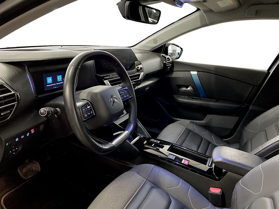 Bild på Citroën e-C4 Shine 50kWh 136hk Aut - B-KAMERA, CARPLAY