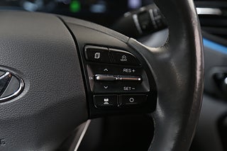 Halvkombi Hyundai IONIQ 15 av 22