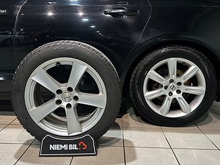 Volvo V90 D3 AWD Kinetic Drag Pvärm CarPlay VoC GPS S/V-hjul