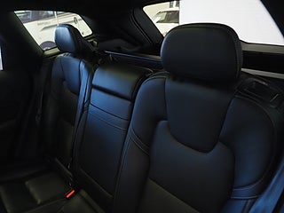 SUV Volvo XC60 18 av 28