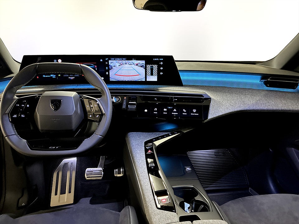 Bild på Peugeot E-3008  GT 85kWh 214hk Aut B-KAMERA CARPLAY